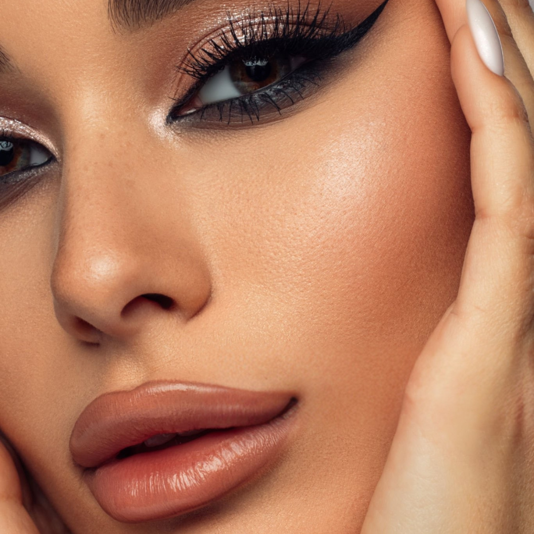 Ink lip liner + stain that defines, fills, and sets to a soft-matte, transfer-resistant finish