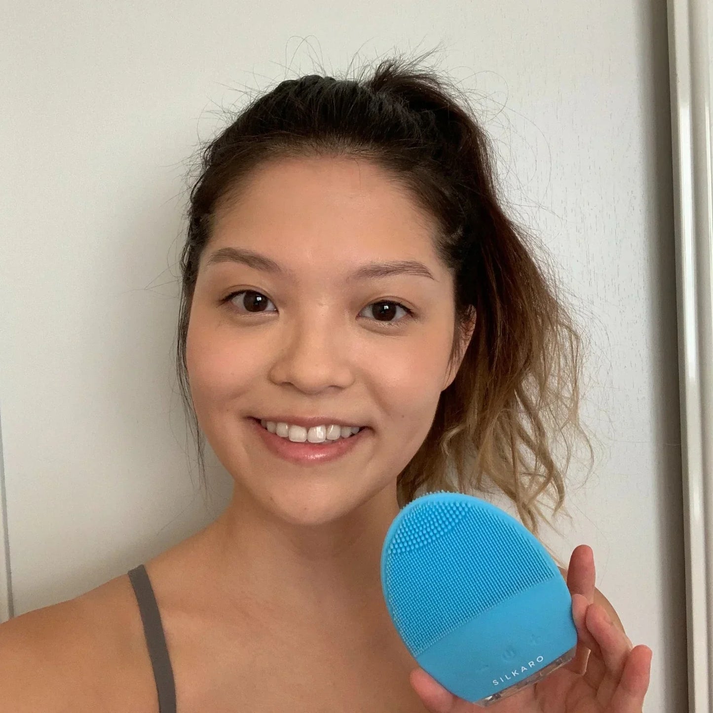 Interchangeable brush heads for daily cleanse and gentle exfoliation
